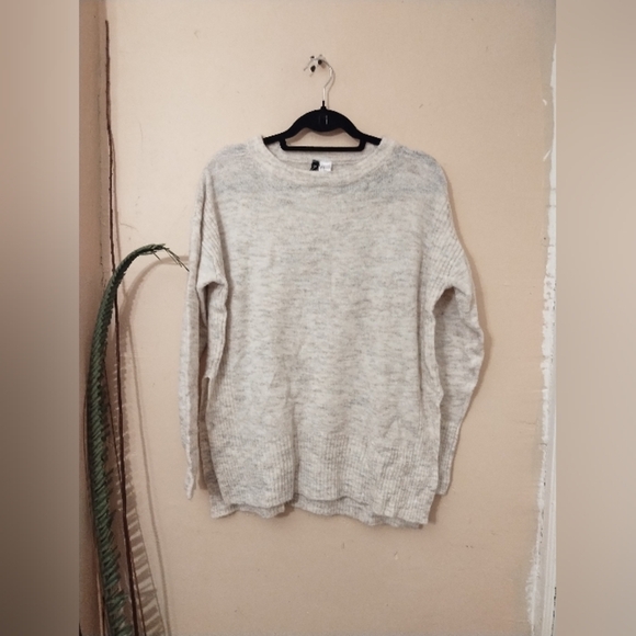 Divided by H&M women's beige wool blend boxy sweater size medium - Picture 1 of 11